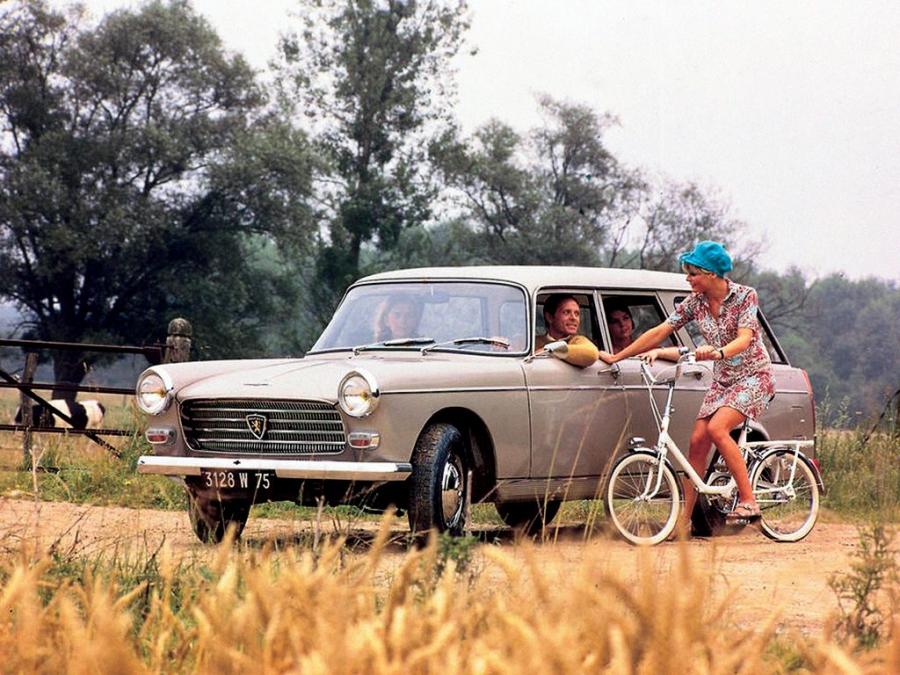  Peugeot 404 Break 1962 года  (фото 4 из 18)